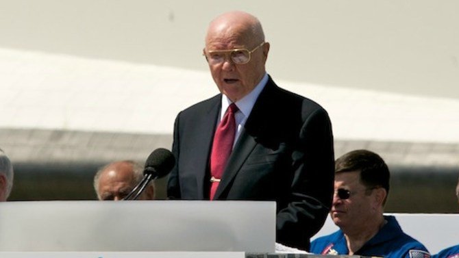 John Glenn, first American to Orbit Earth passes away